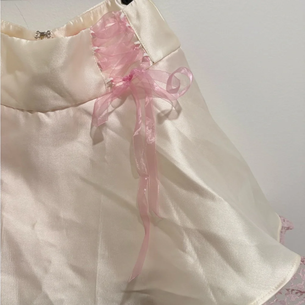 Cream and Pink Satin Lace Skirt - Picture 5 of 7